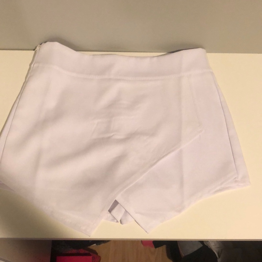 skort